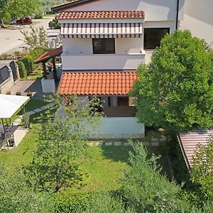 https://apartman-irena-arvaj.in-istria.net