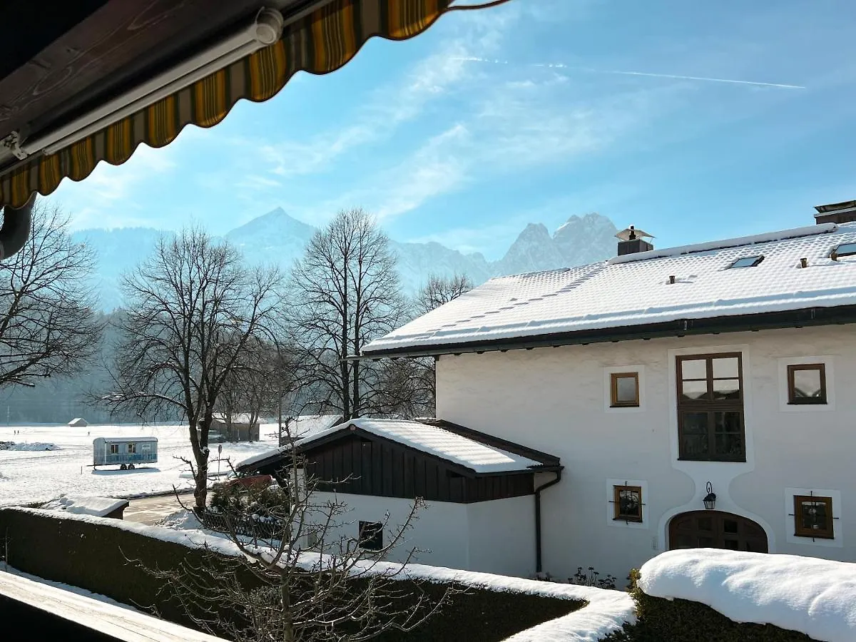 Haus View&Garden contacts