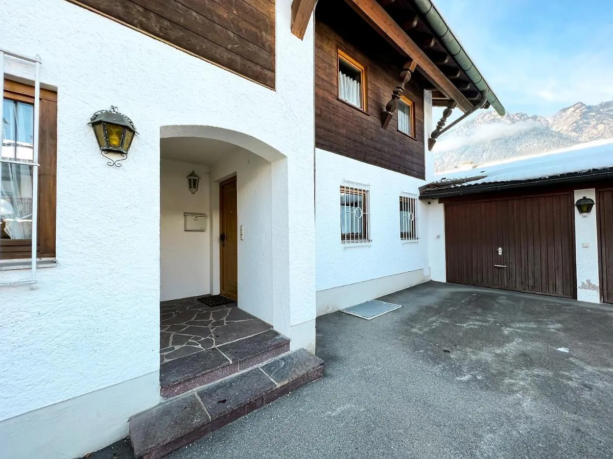 Haus View&Garden Apartment Garmisch-Partenkirchen